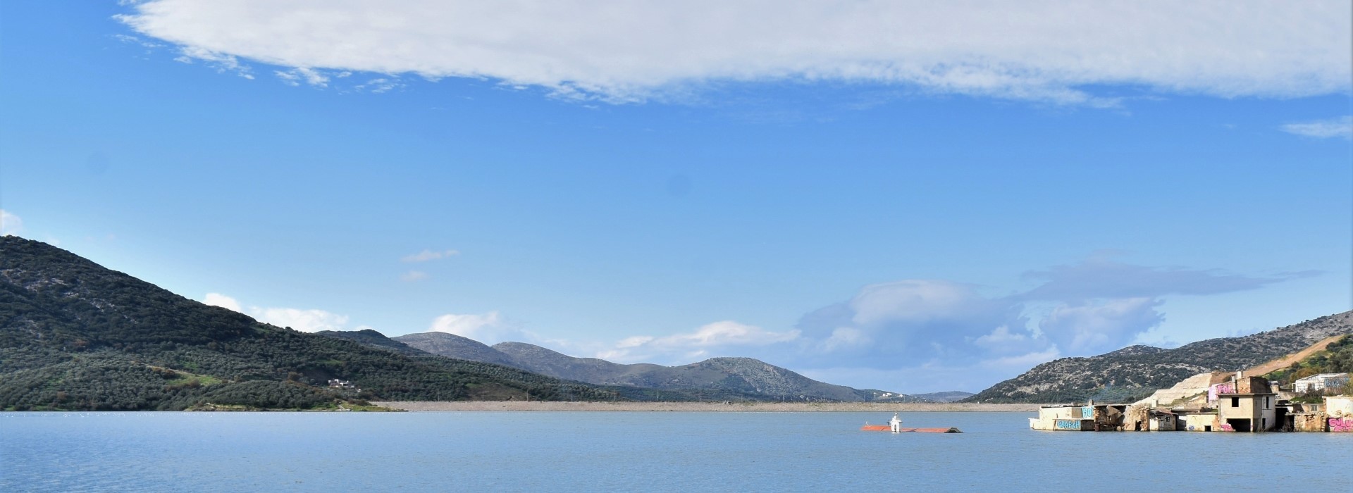 Aposelemis dam, Sfendyli - photo © Ch. Almpantakis